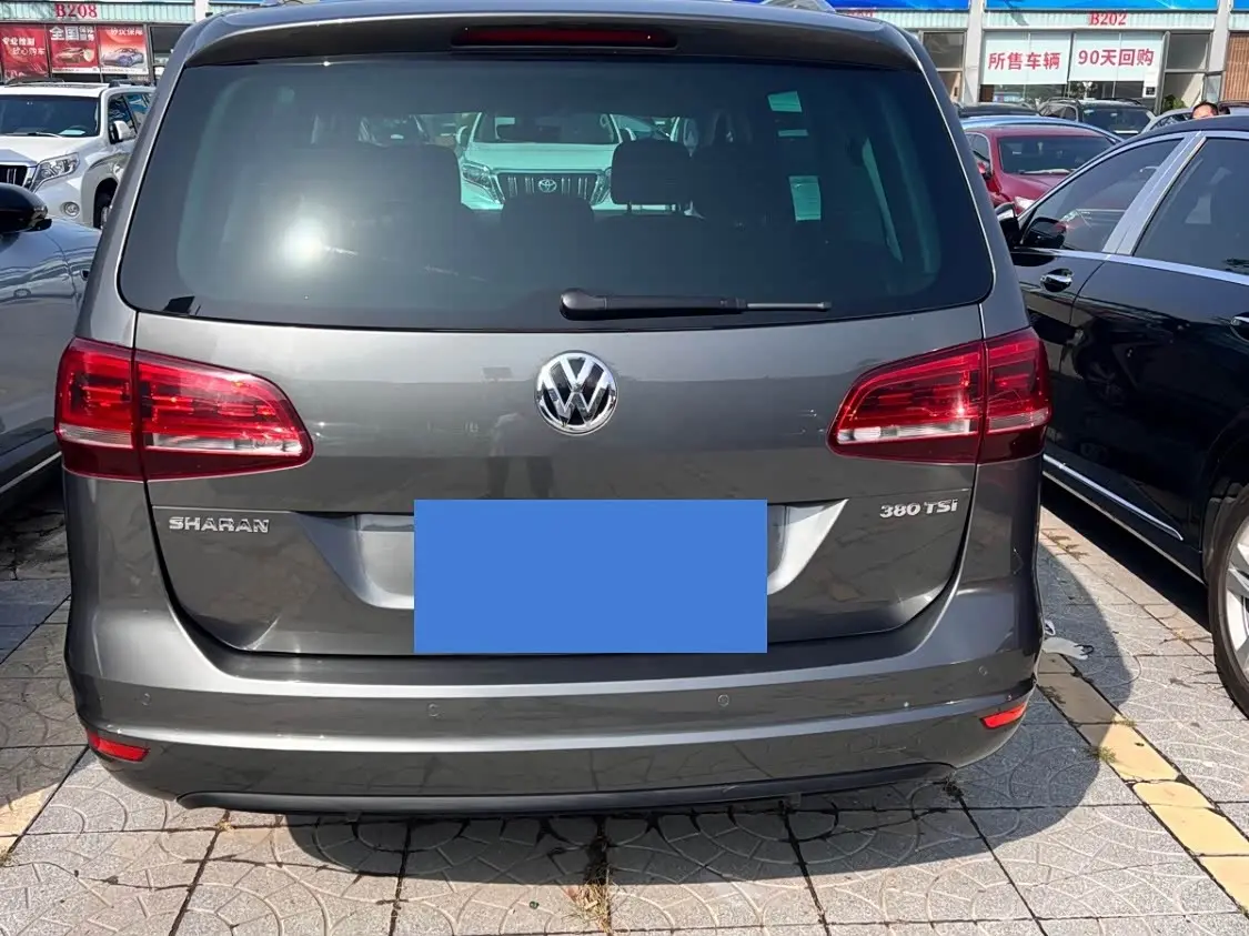 Volkswagen Sharan 2019 — Фото 3/12