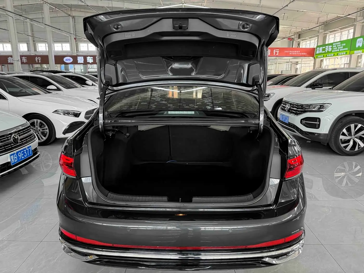 Volkswagen Sagitar 2023 — Şəkil 19/20