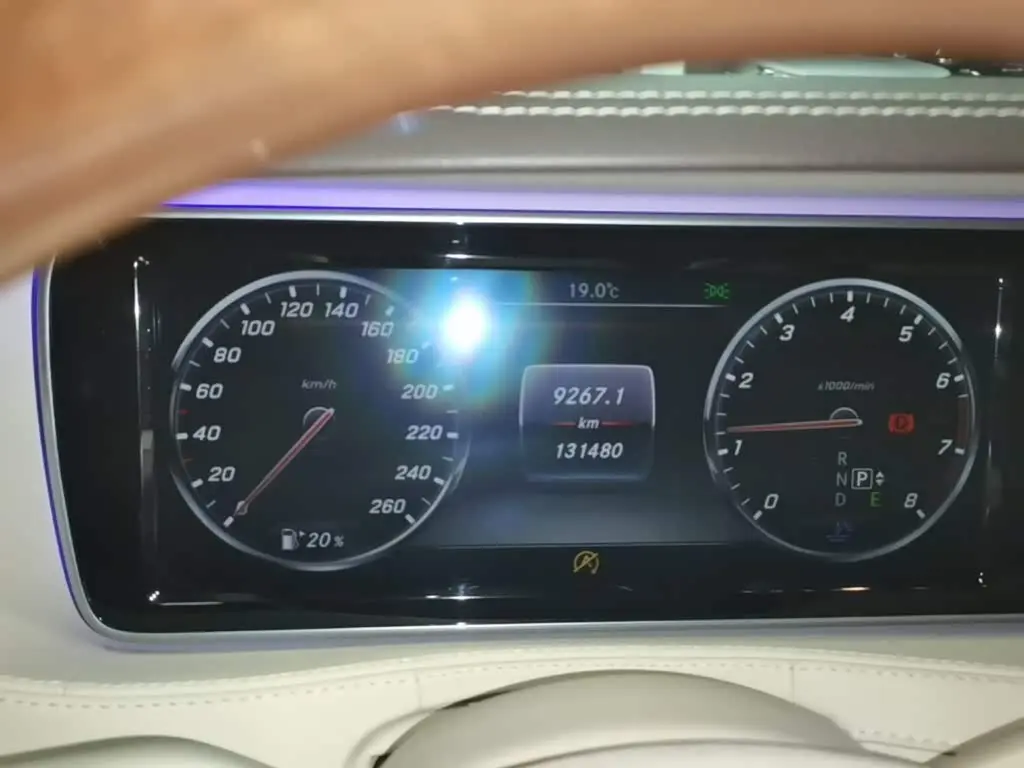 Mercedes-Benz Maybach S-Class 2017 — Photo 8/20