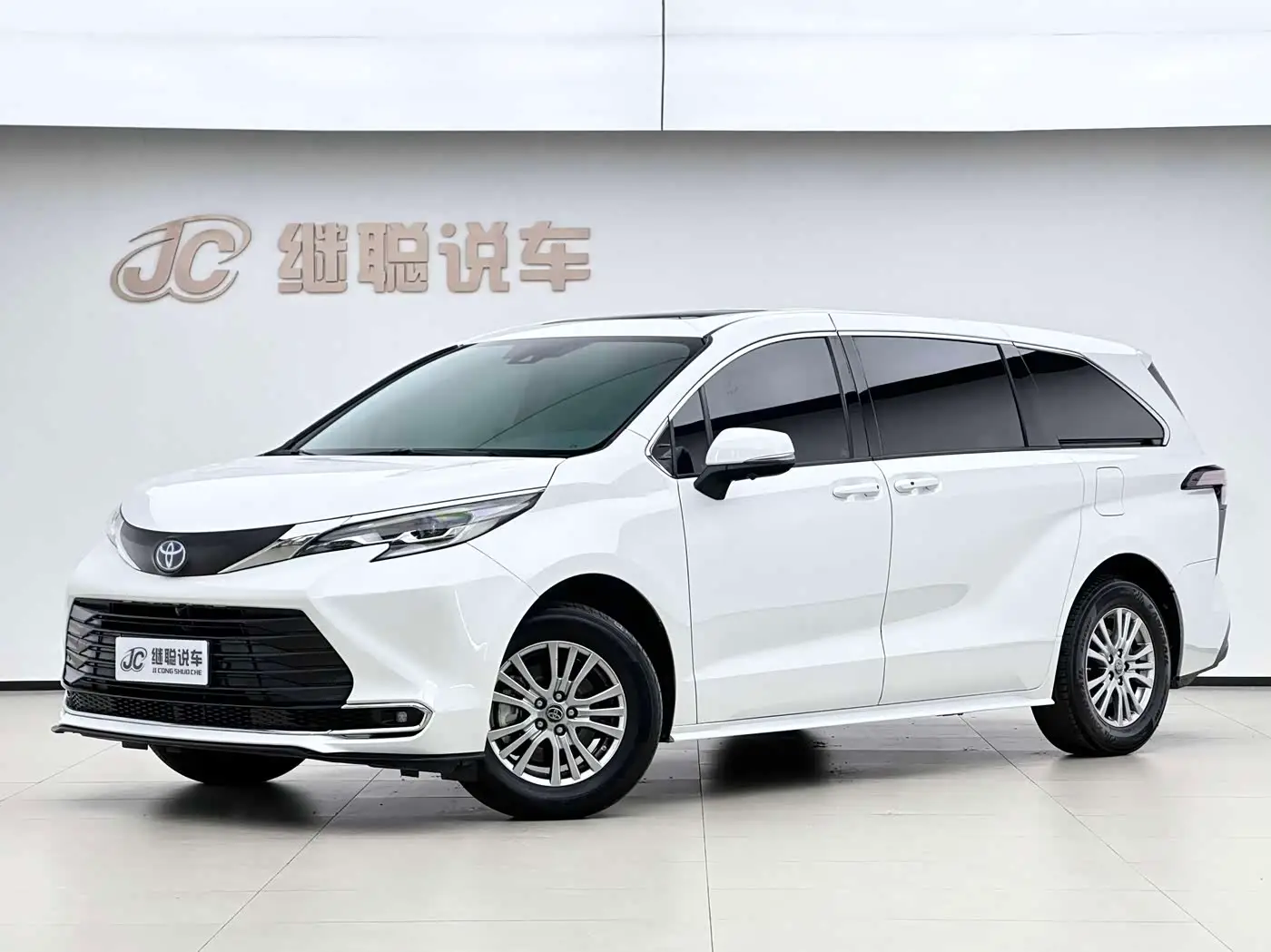Toyota Sienna, 2023