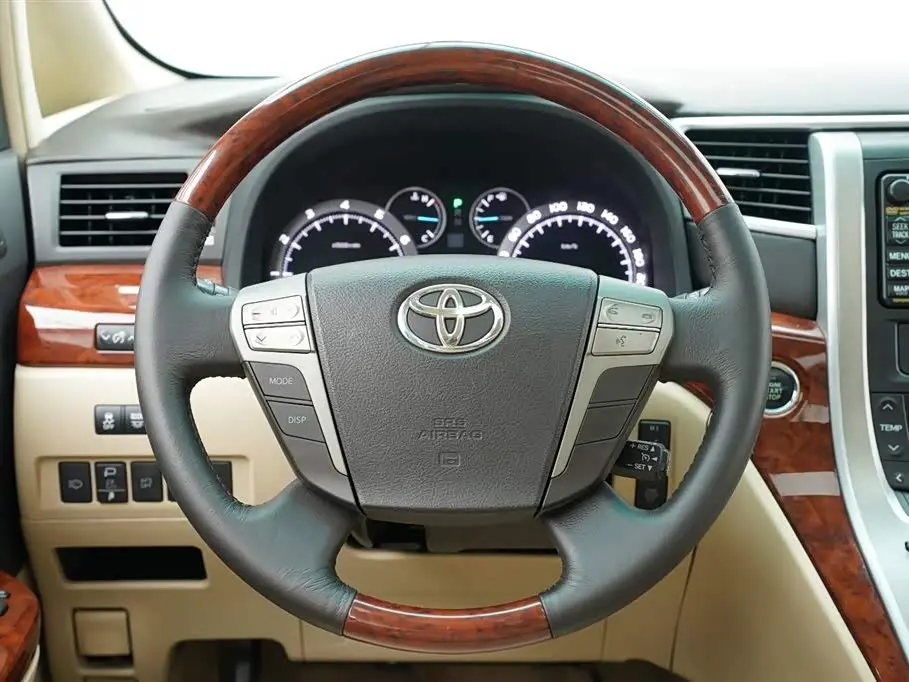 Toyota Alphard 2010 — ფოტო 7/20