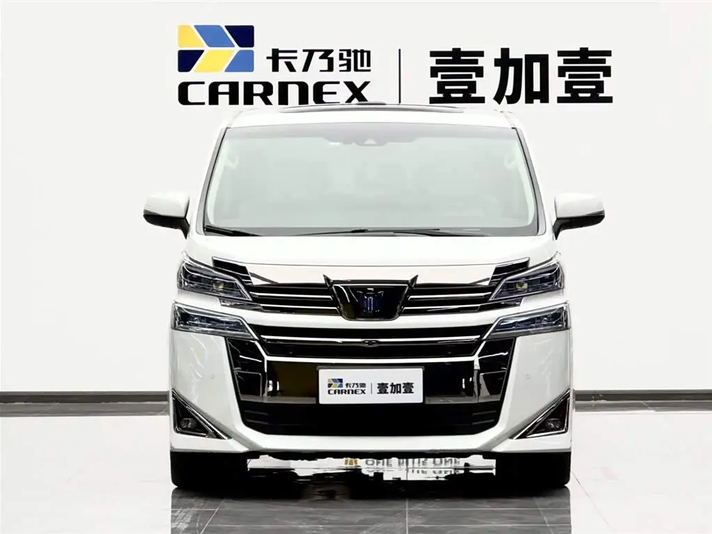 Toyota Vellfire 2022 — Photo 2/20
