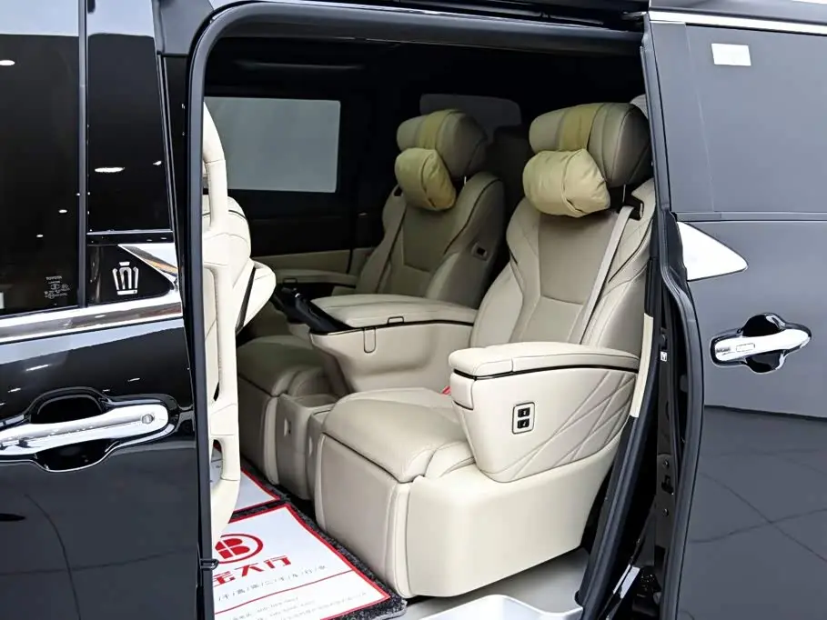 Toyota Vellfire 2023 — Фото 12/20