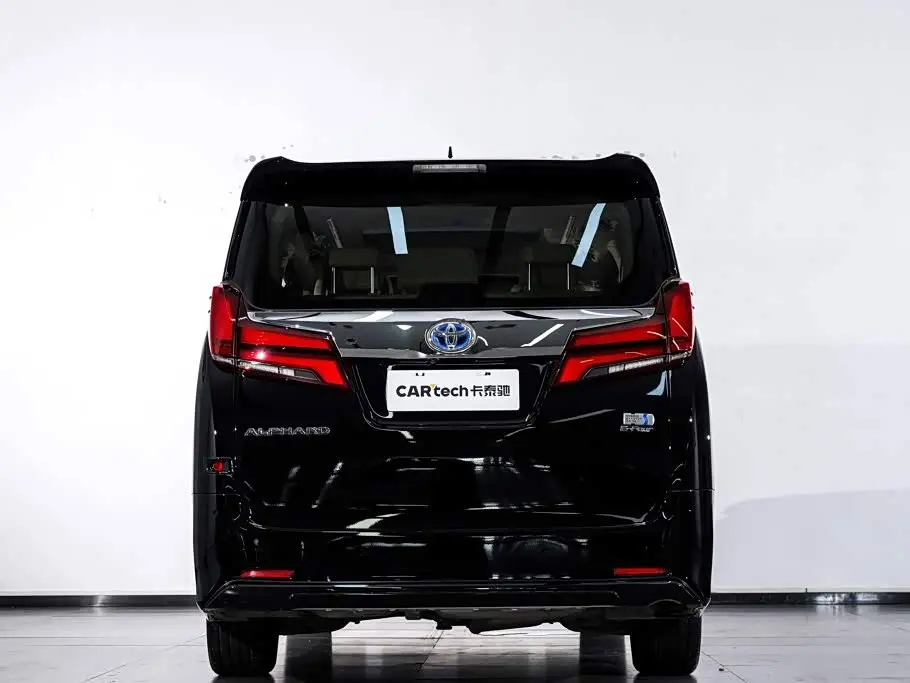 Toyota Alphard 2020 — Photo 6/20