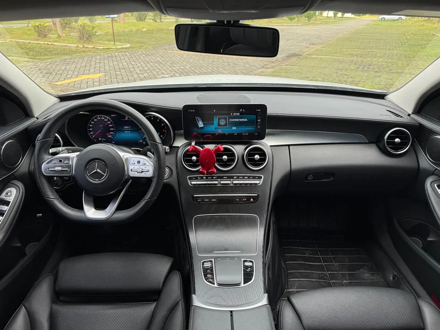 Mercedes-Benz C-Class 2021 — Photo 15/20