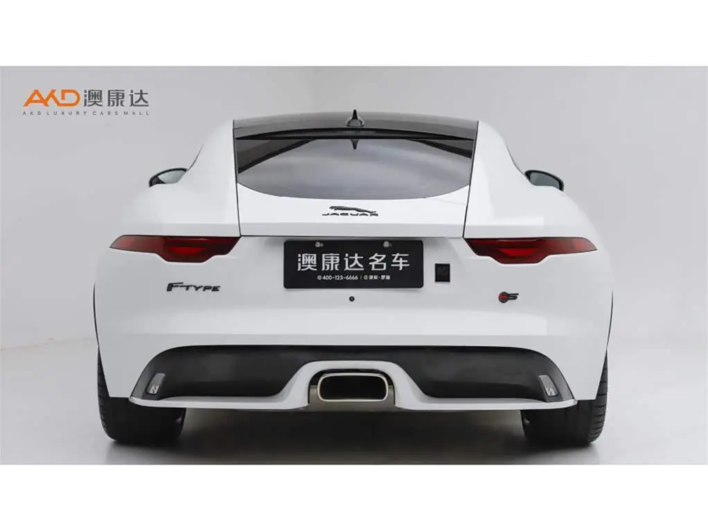 Jaguar F-TYPE 2024 — Photo 4/10