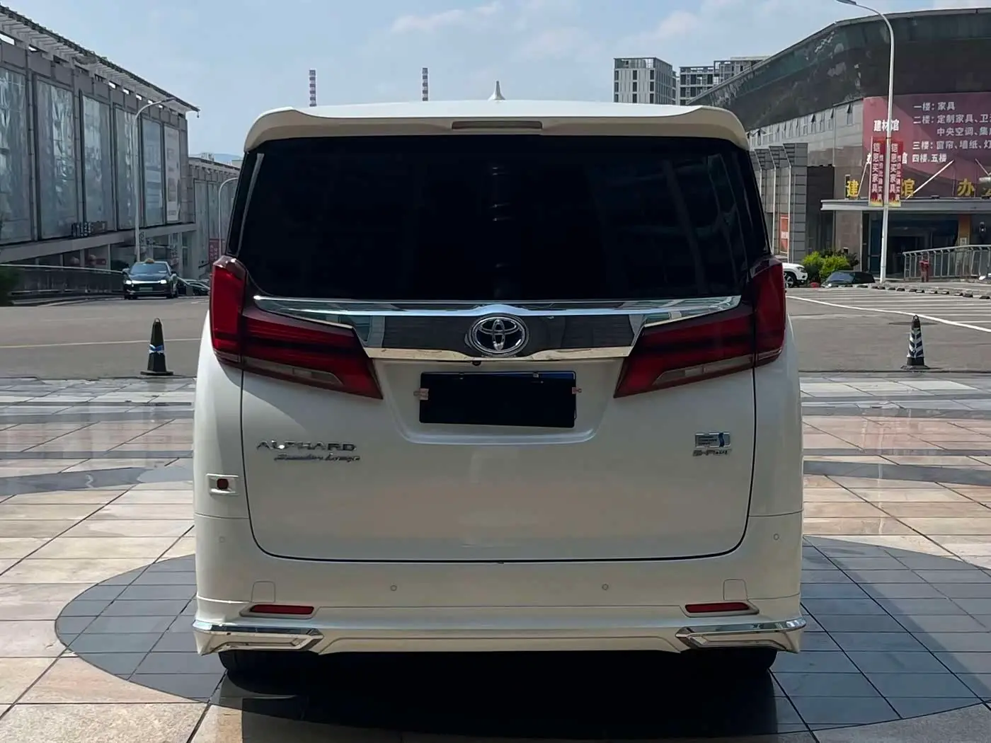 Toyota Alphard 2020 — Фото 16/16