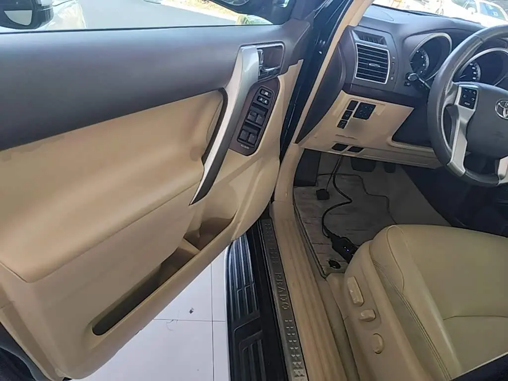 Toyota Prado 2016 — Фото 16/20
