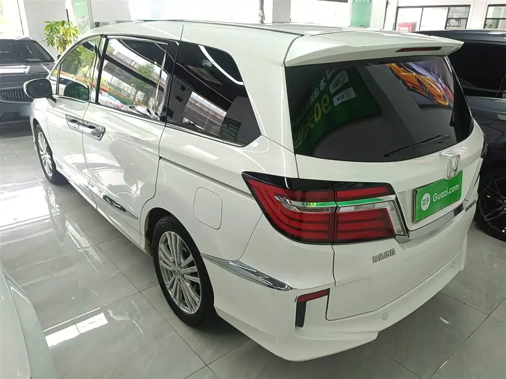 Honda Elysion 2018 — Şəkil 5/20