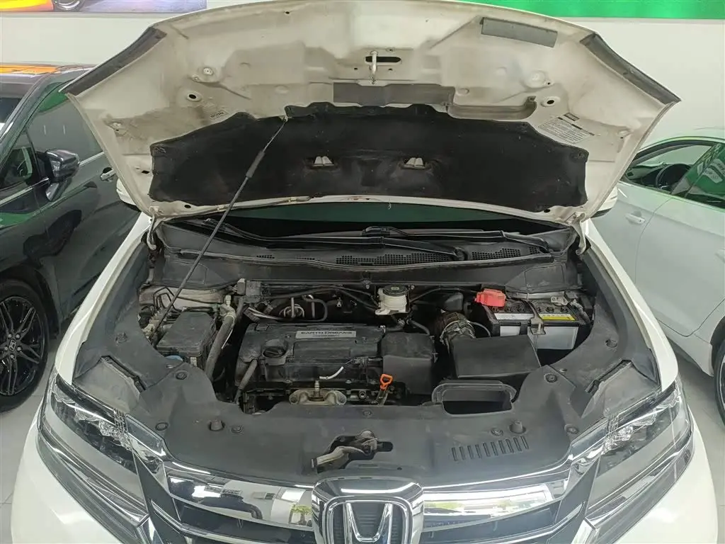 Honda Elysion 2018 — Şəkil 20/20