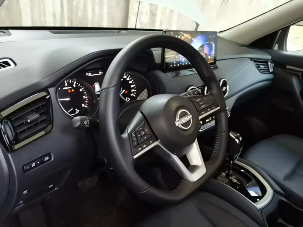 Nissan X-Trail 2025 — Photo 10/20
