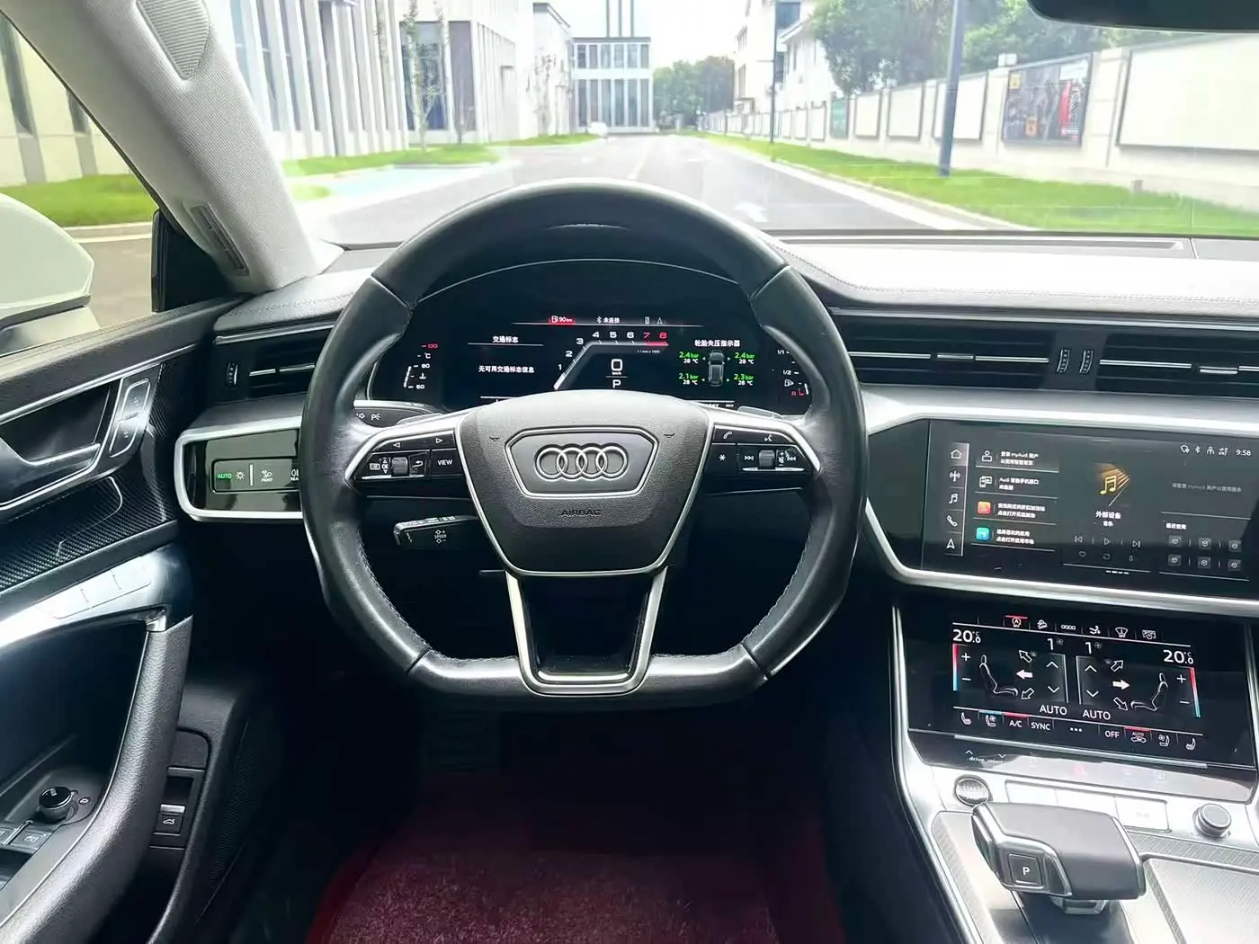 Audi A7 2022 — Photo 12/17