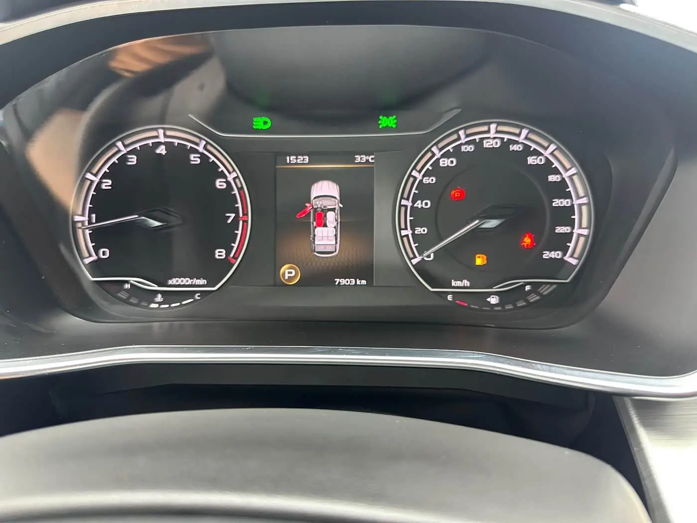 Geely Binyue 2022 — Photo 12/16
