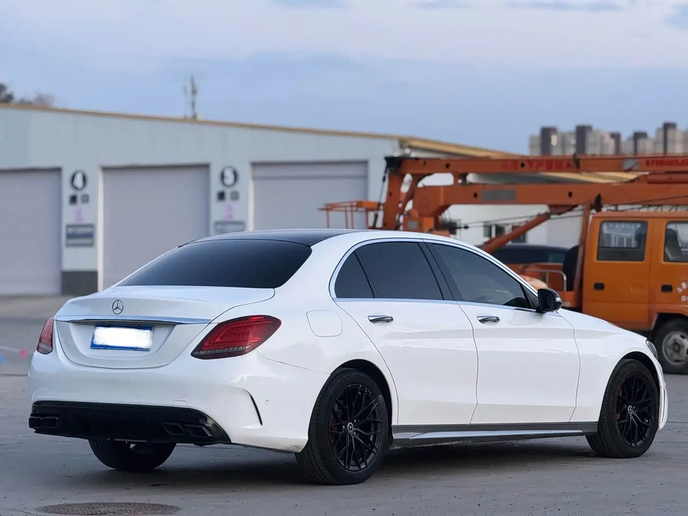 Mercedes-Benz C-Class 2019 — Фото 9/20