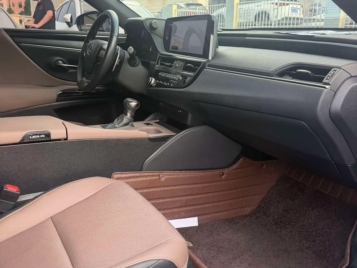 Lexus ES 2024 — Şəkil 18/20