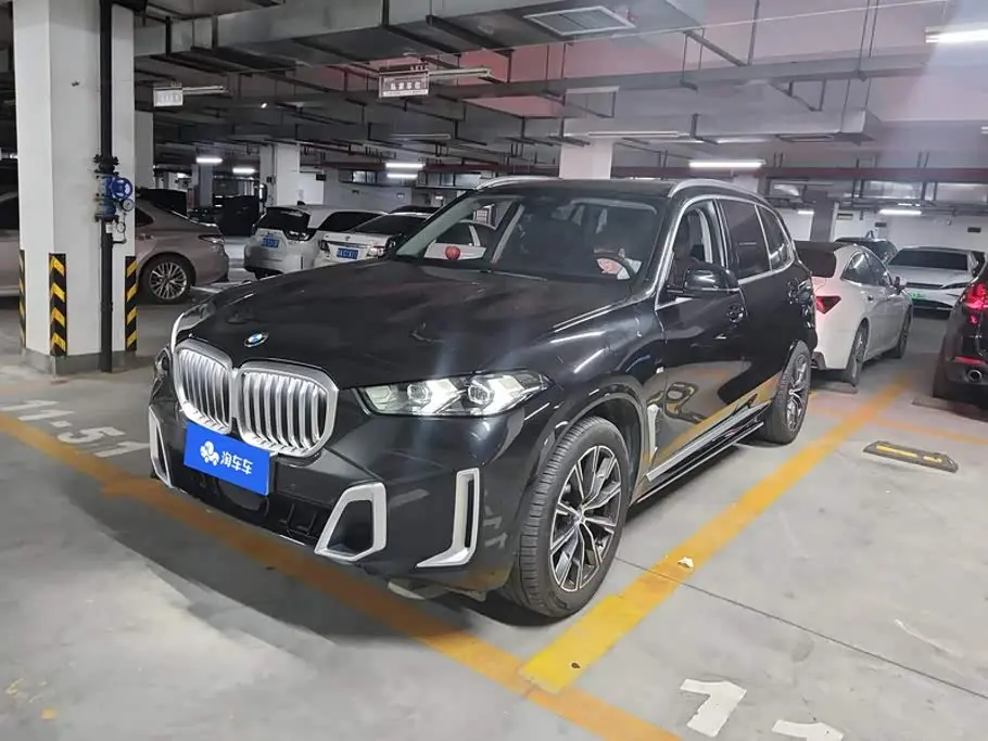 BMW X5 2024 — Фото 1/16