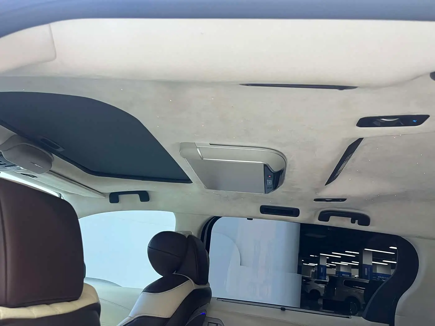 Toyota Sienna 2022 — Şəkil 4/8