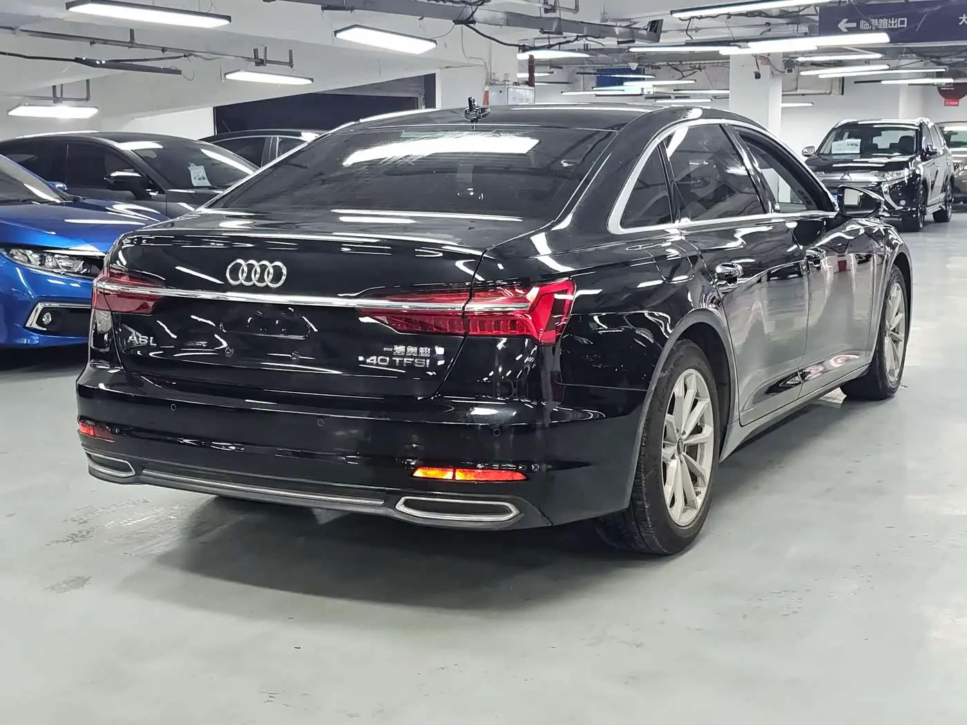 Audi A6L 2022 — Photo 4/17