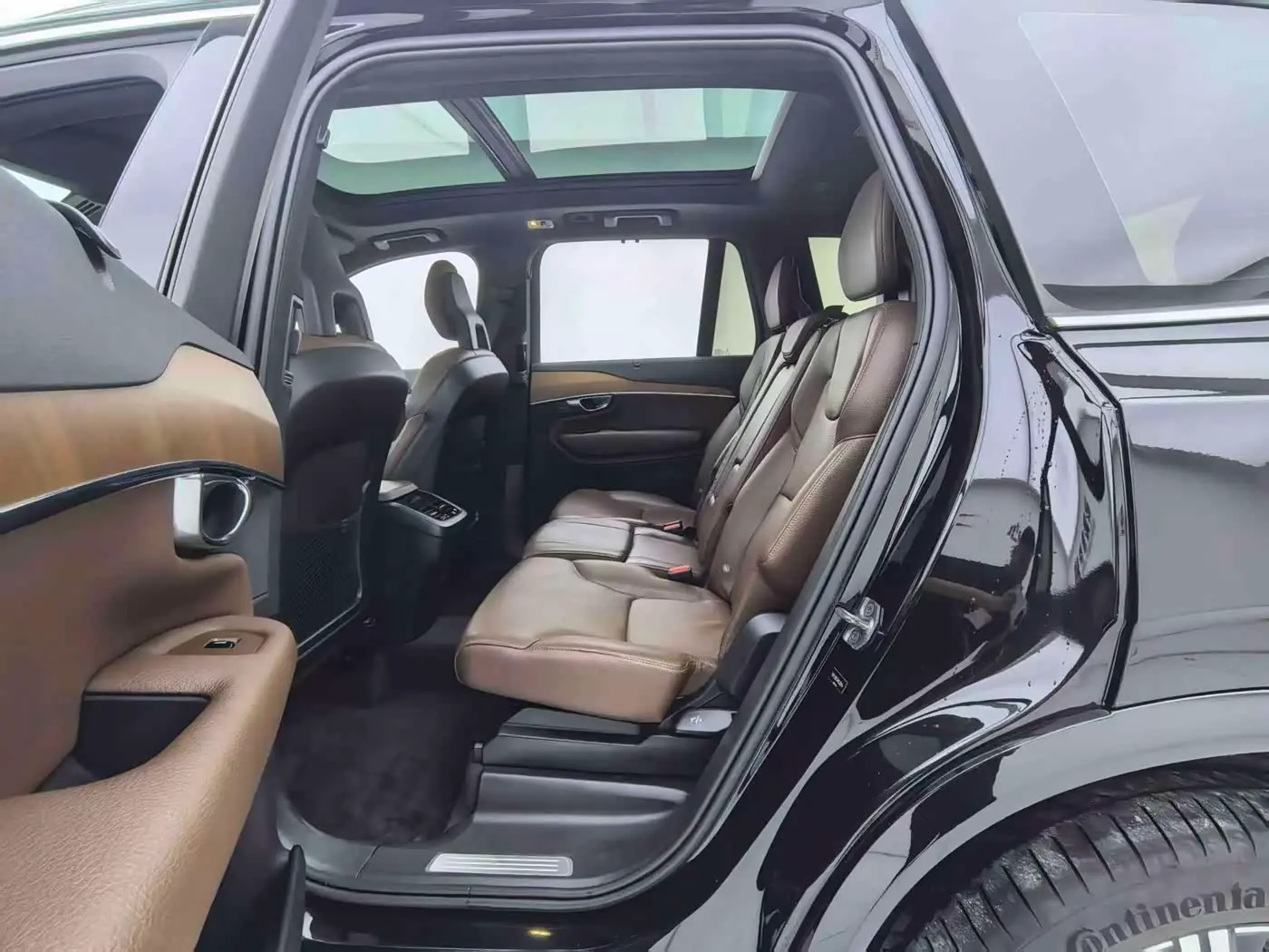 Volvo XC90 2020 — Photo 12/20