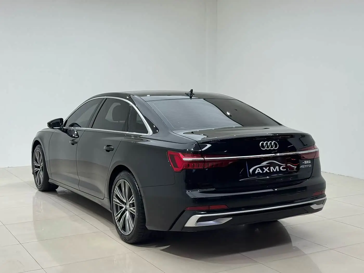 Audi A6L 2023 — Photo 6/10