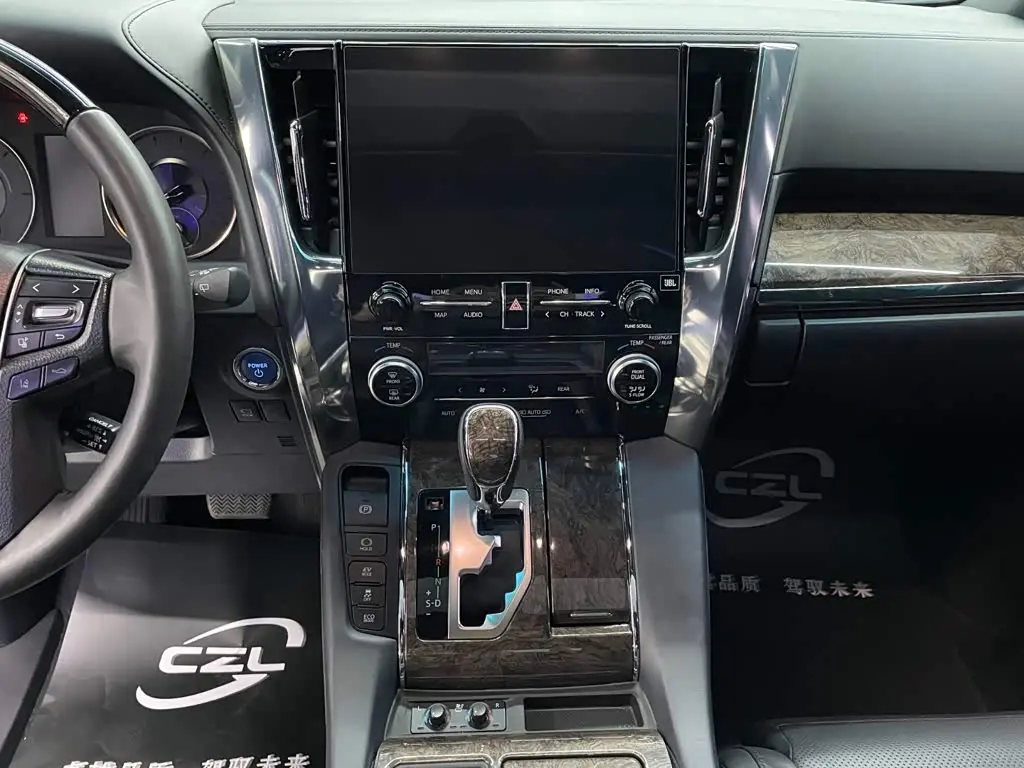 Toyota Alphard 2021 — Фото 11/16
