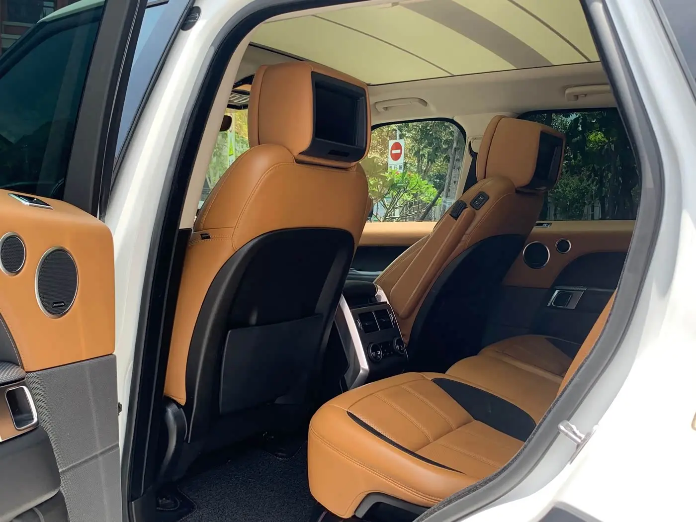 Land Rover Range Rover Sport 2019 — Фото 13/13