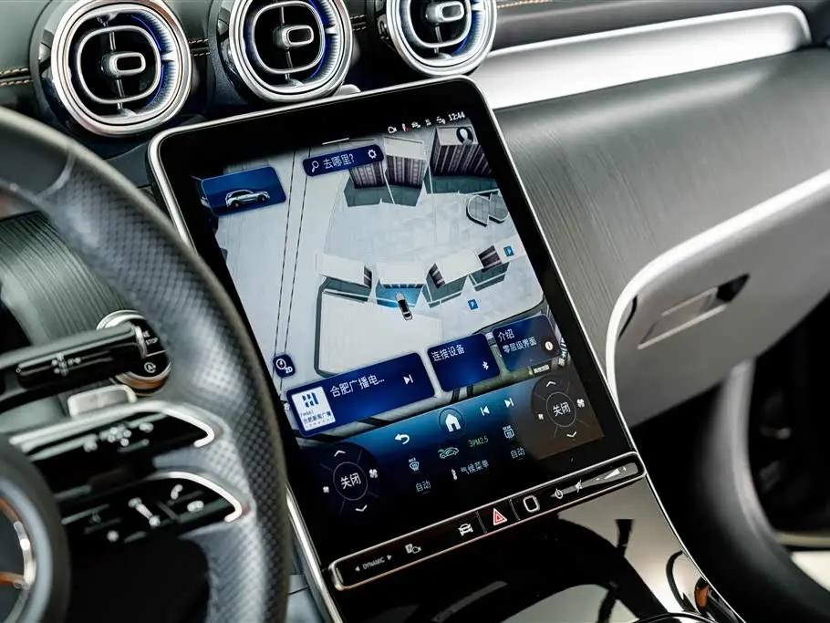 Mercedes-Benz GLC 2025 — Фото 12/20