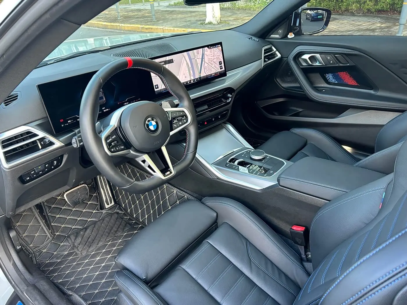 BMW M240i 2025 — Фото 4/11