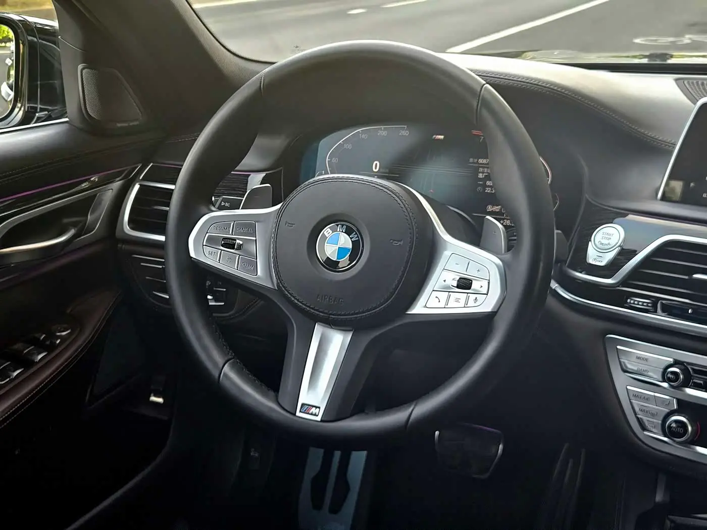 BMW 7 Series 2022 — Photo 11/20