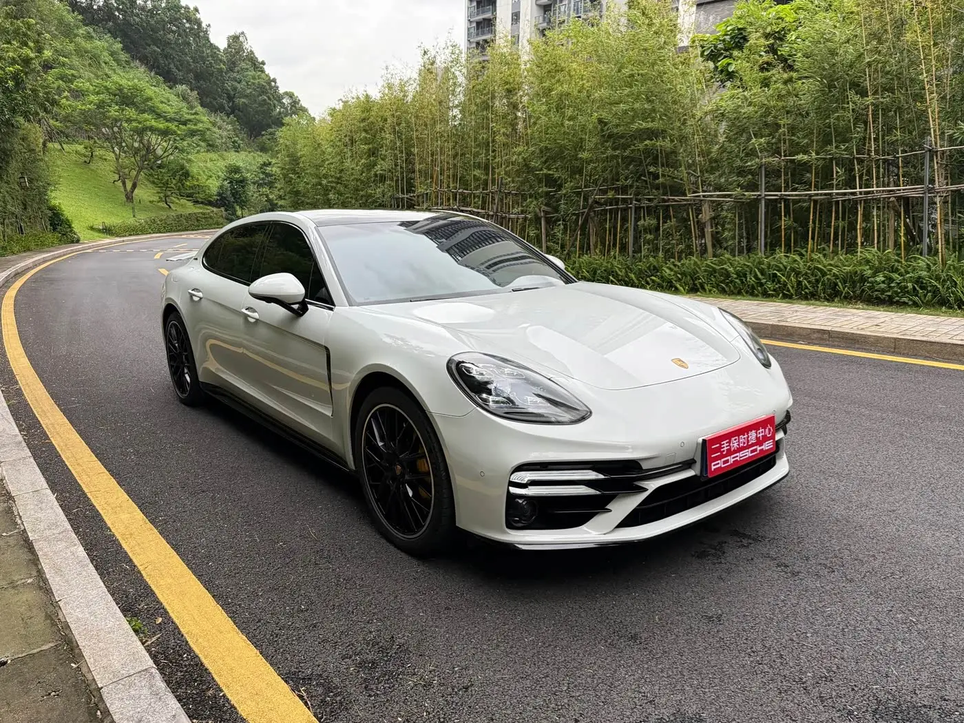 Porsche Panamera 2022 — Photo 3/16