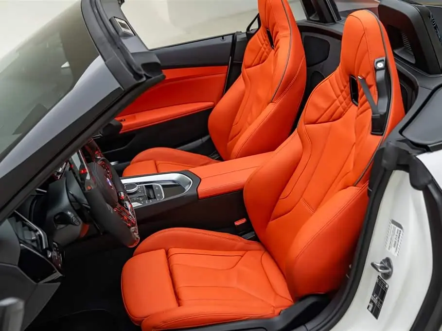 BMW Z4 2024 — Photo 9/18