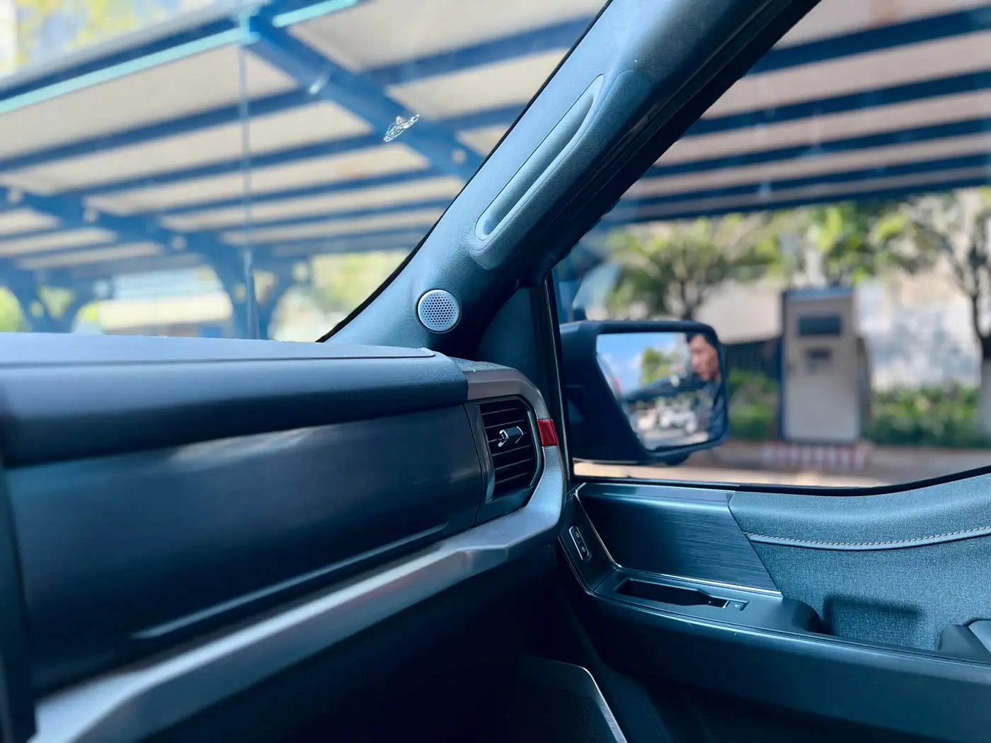 Ford F-150 Raptor 2023 — Photo 6/20