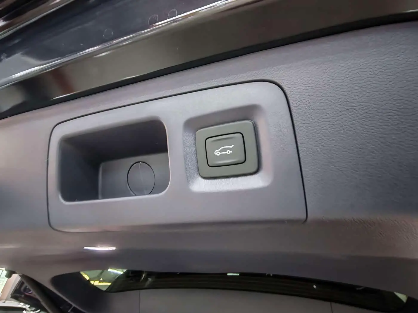 Buick GL8 New Energy 2025 — Şəkil 19/19