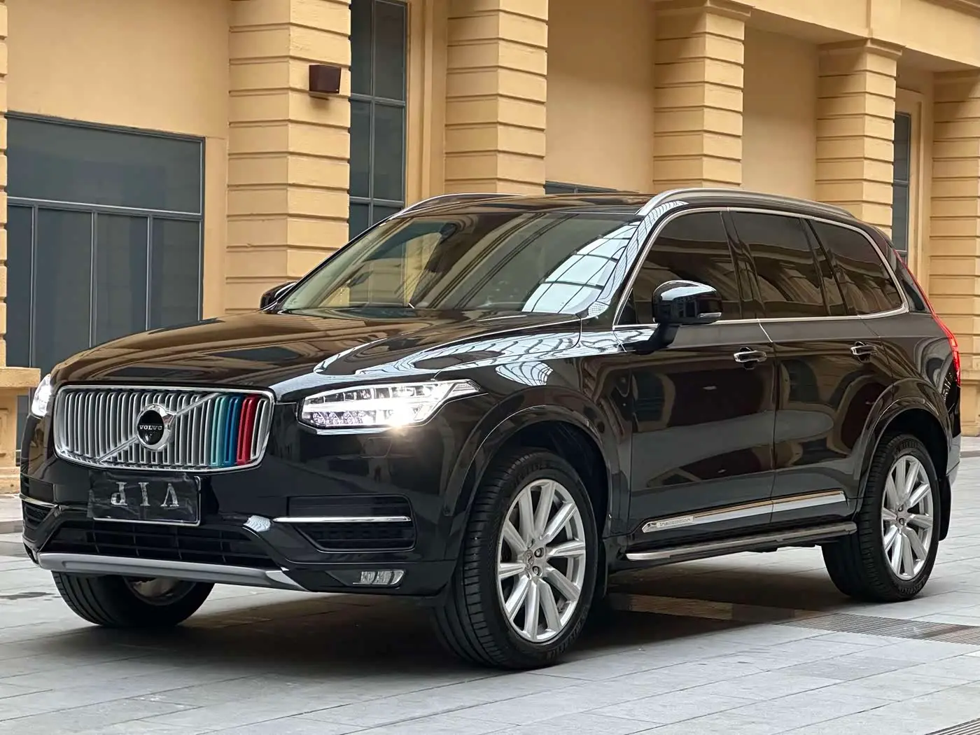 Volvo XC90 2019 — Şəkil 1/20