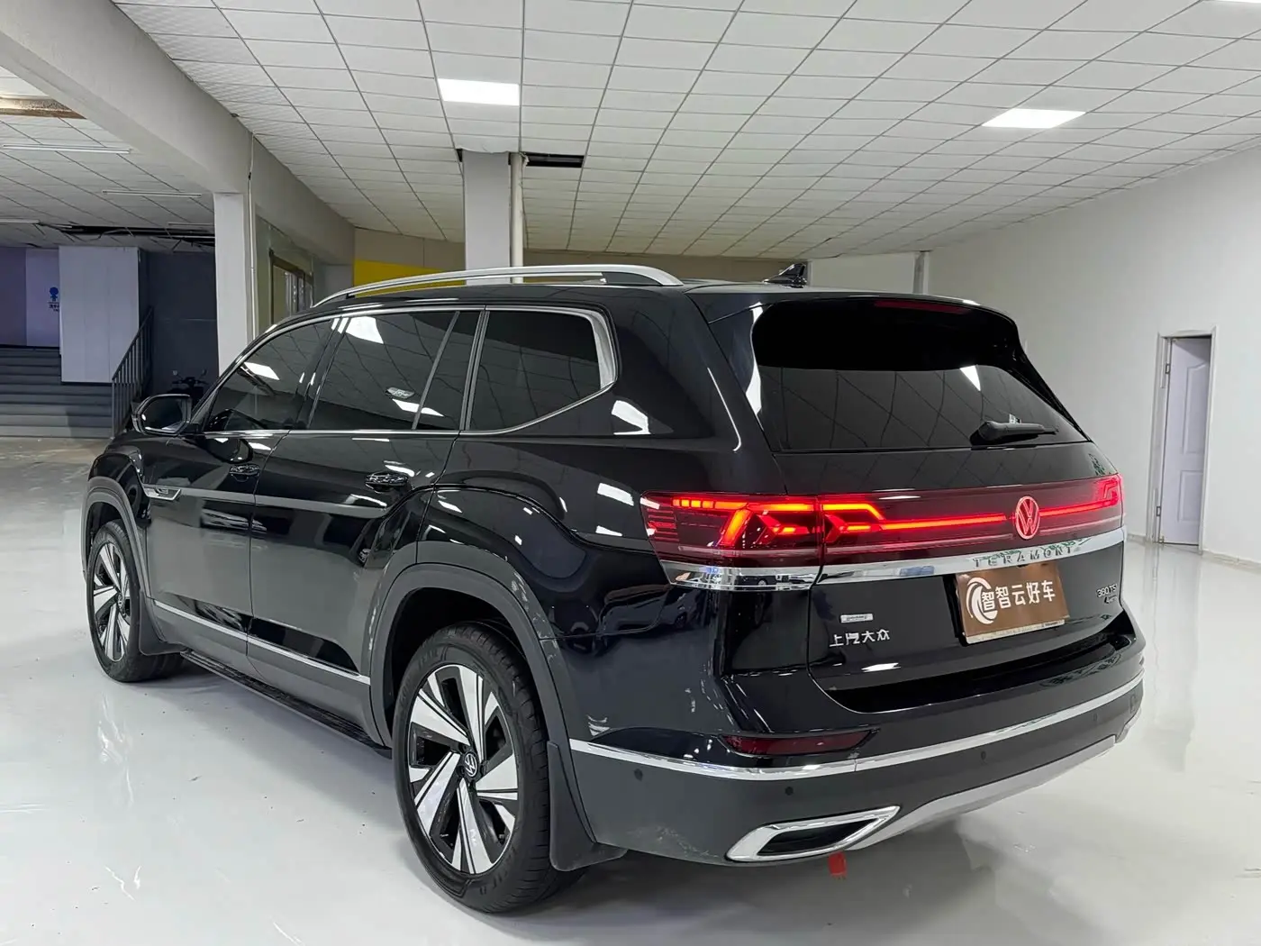 Volkswagen Teramont 2025 — ფოტო 7/9