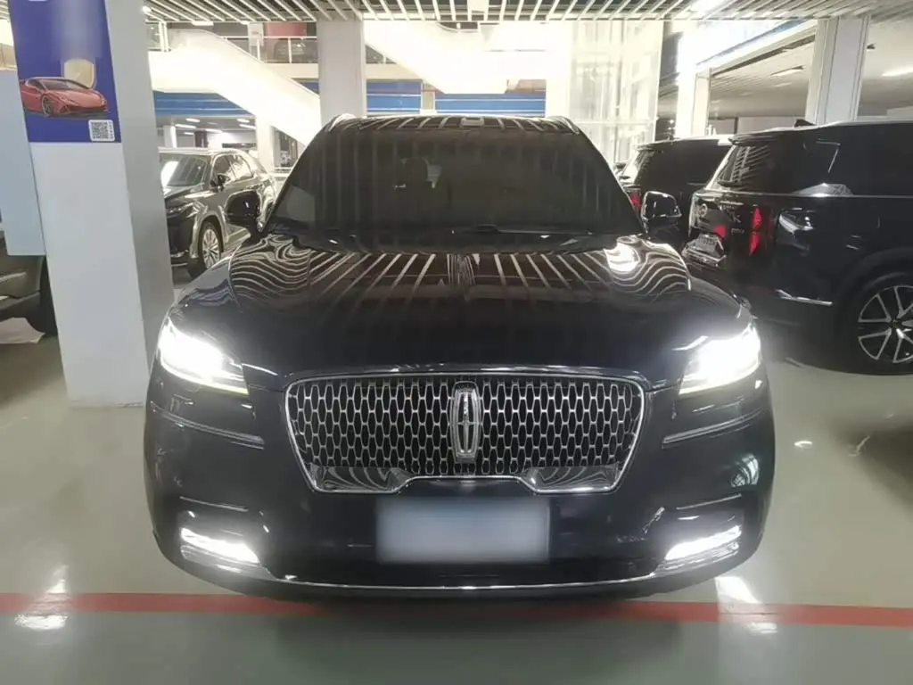 Lincoln Aviator 2021 — Photo 3/20