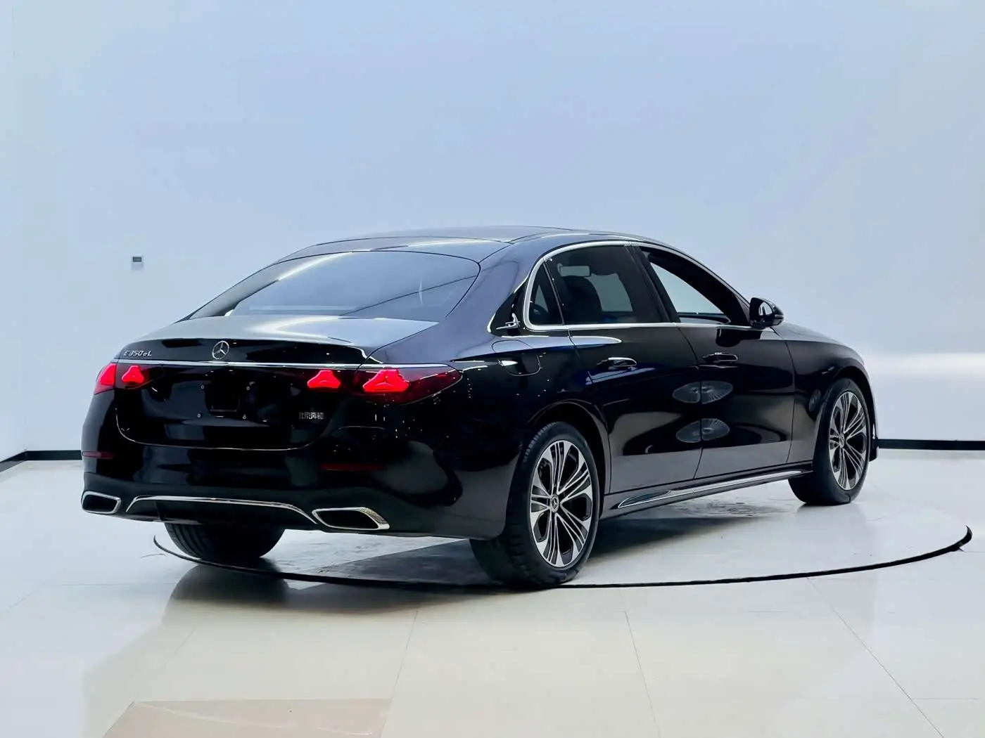 Mercedes-Benz E-Class New Energy 2025 — Фото 10/11