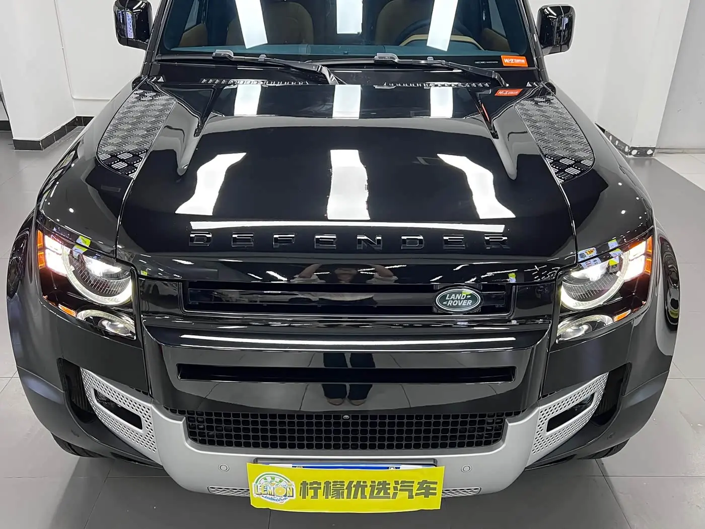 Land Rover Defender 2024 — Photo 11/20