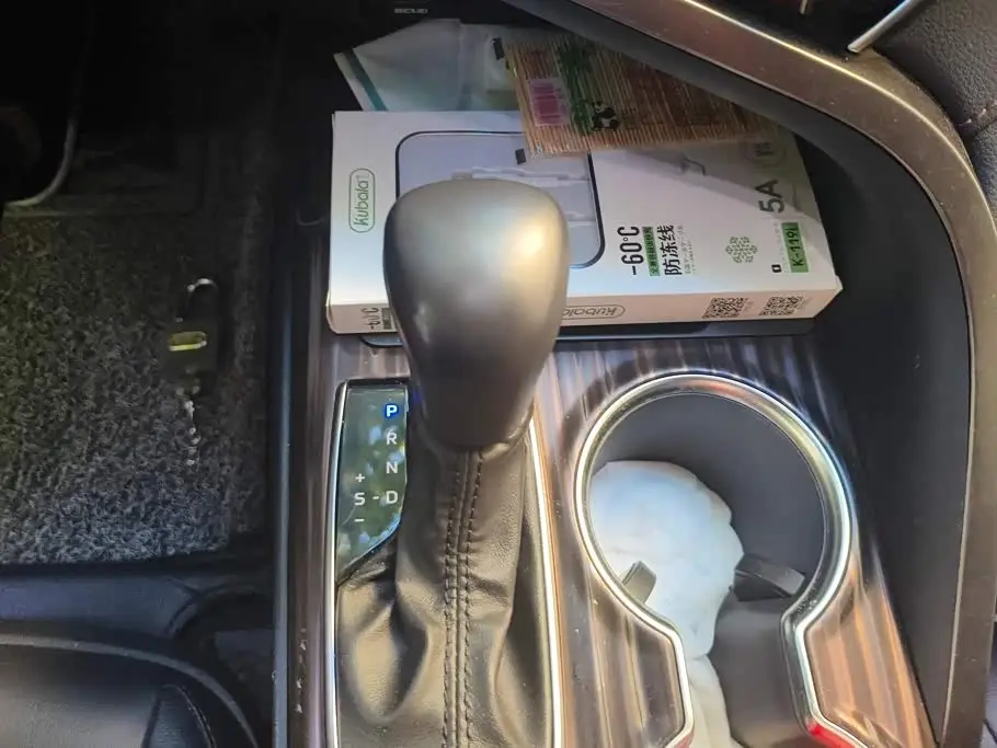 Toyota Camry 2019 — Şəkil 16/16