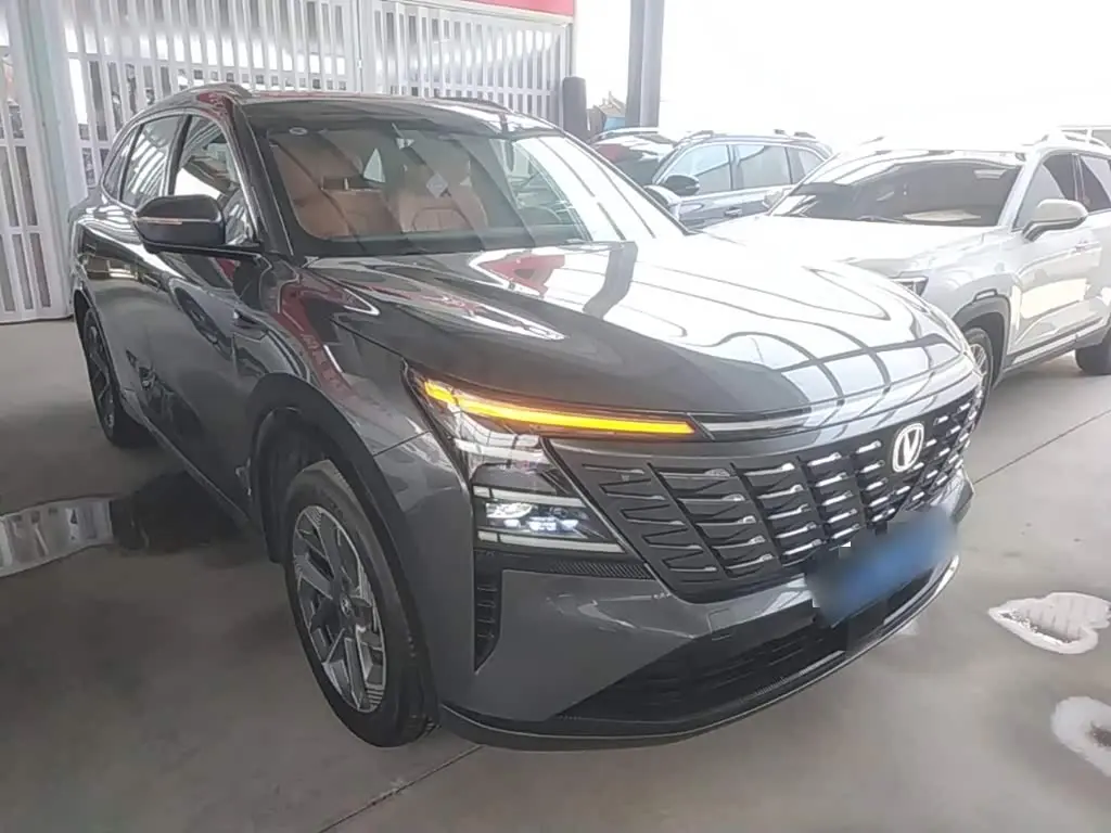 Changan CS75 PLUS 2024 — Фото 4/20