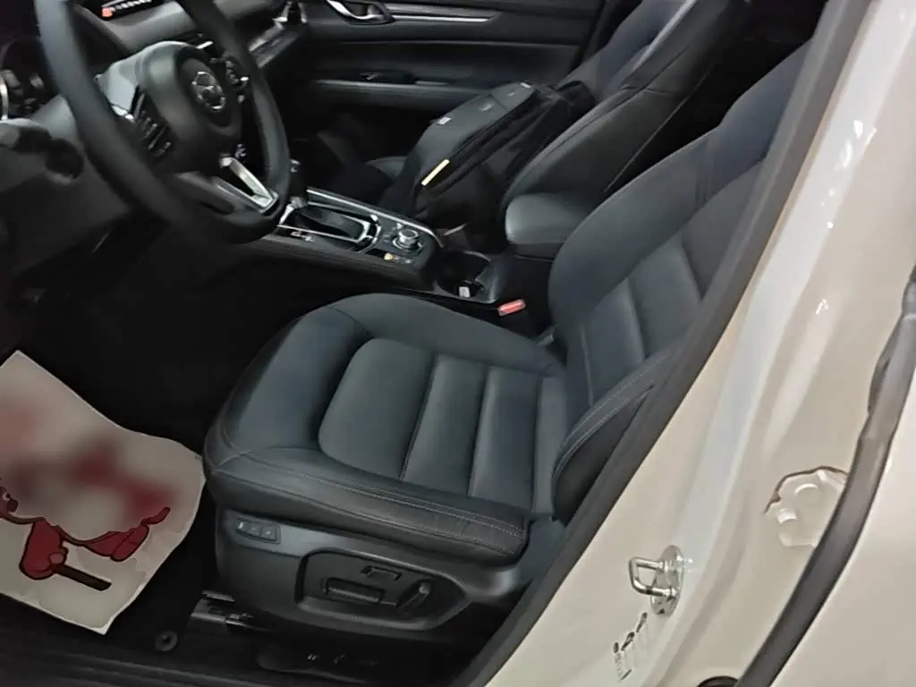 Mazda CX-5 2018 — Photo 15/20
