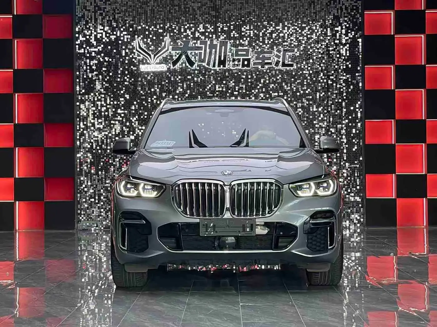 BMW X5 2023 — Photo 2/15