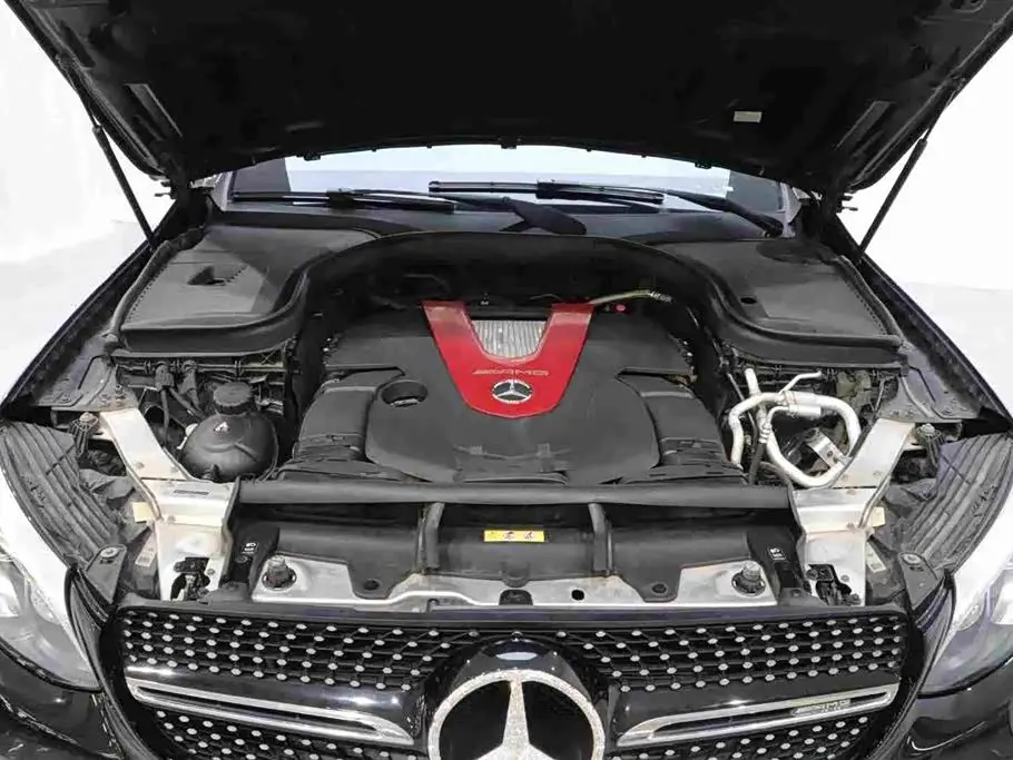 Mercedes-Benz GLC AMG 2018 — Photo 19/20