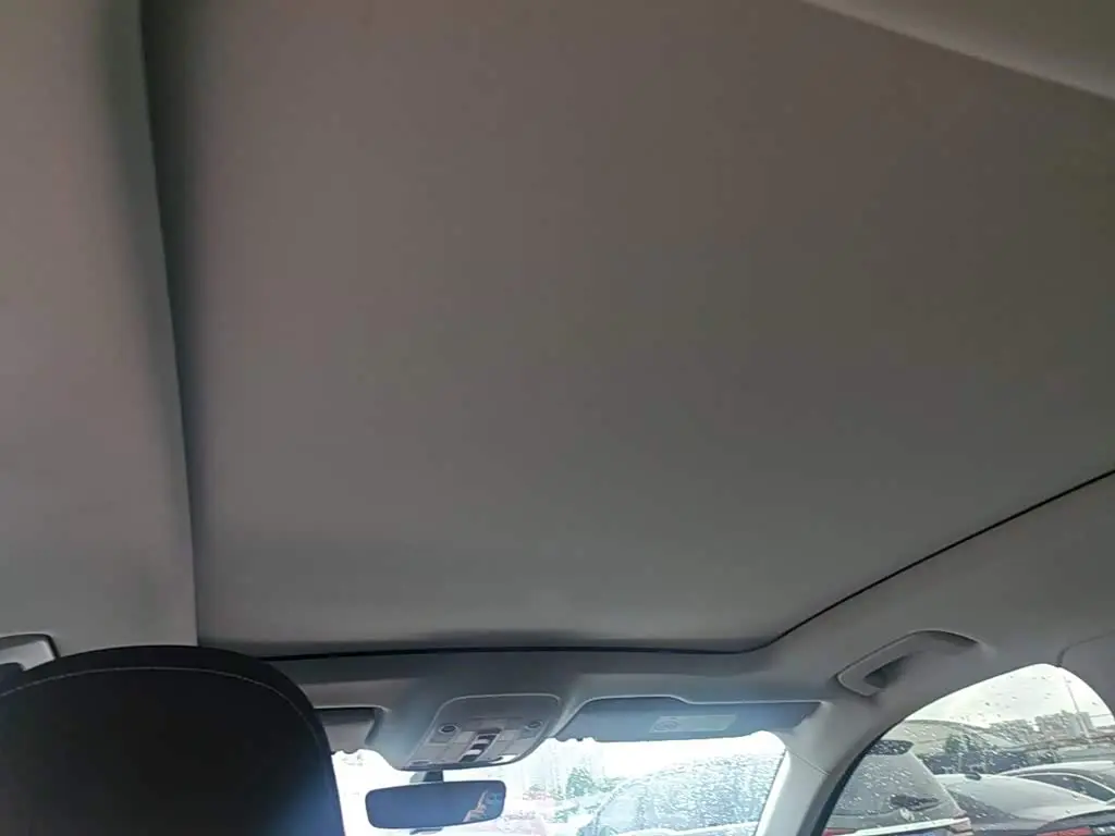 Audi Q3 2021 — ფოტო 18/20
