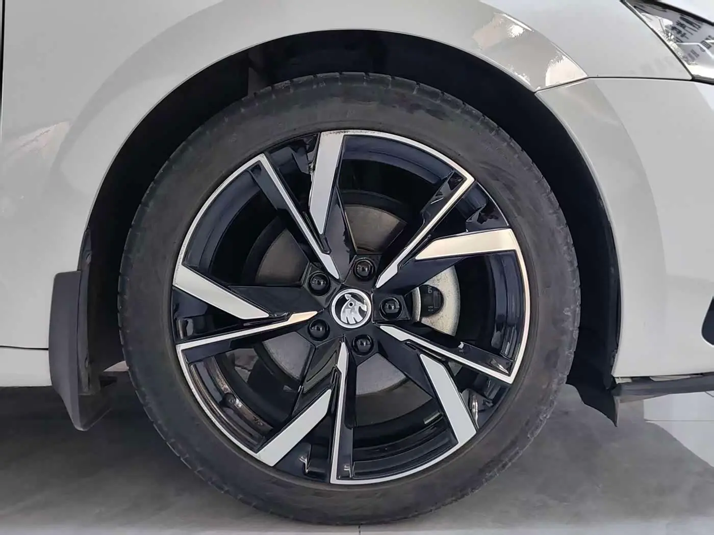 Škoda Octavia 2023 — Photo 17/20
