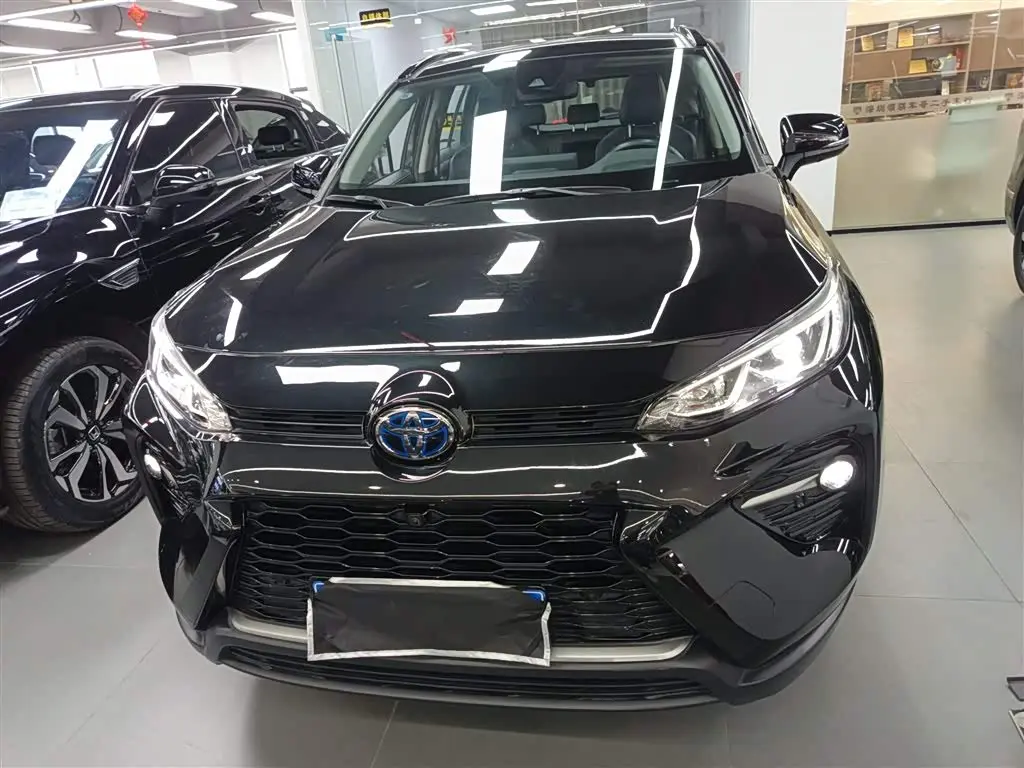 Toyota Wildlander 2023 — Photo 3/20