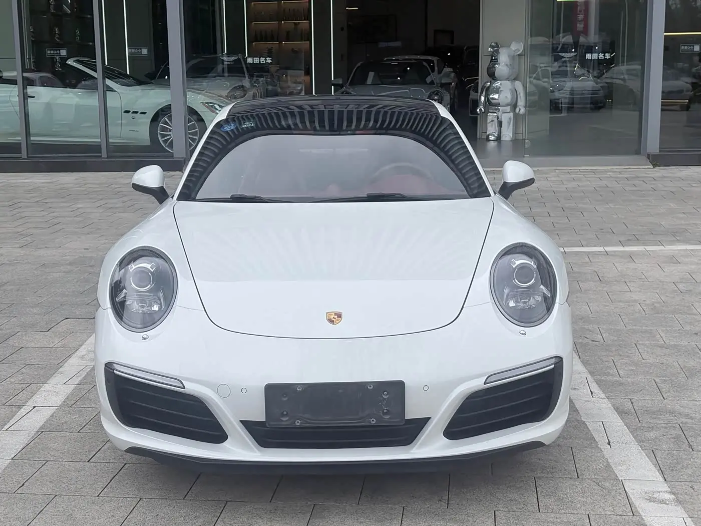 Porsche 911 2017 — Photo 2/9
