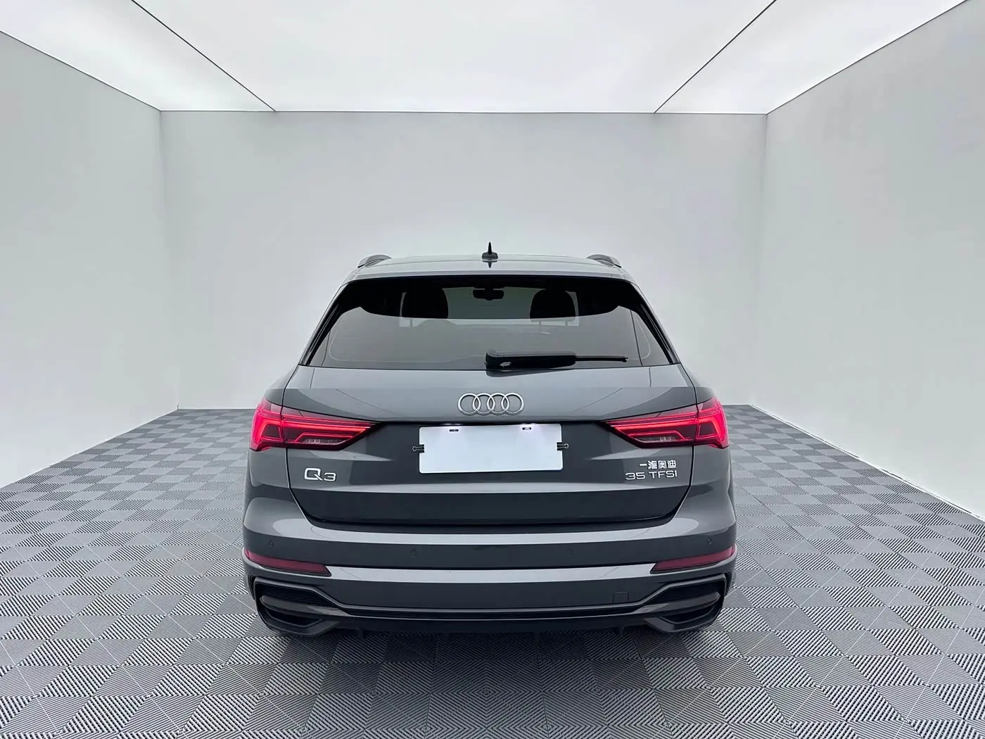 Audi Q3 2022 — Şəkil 5/18