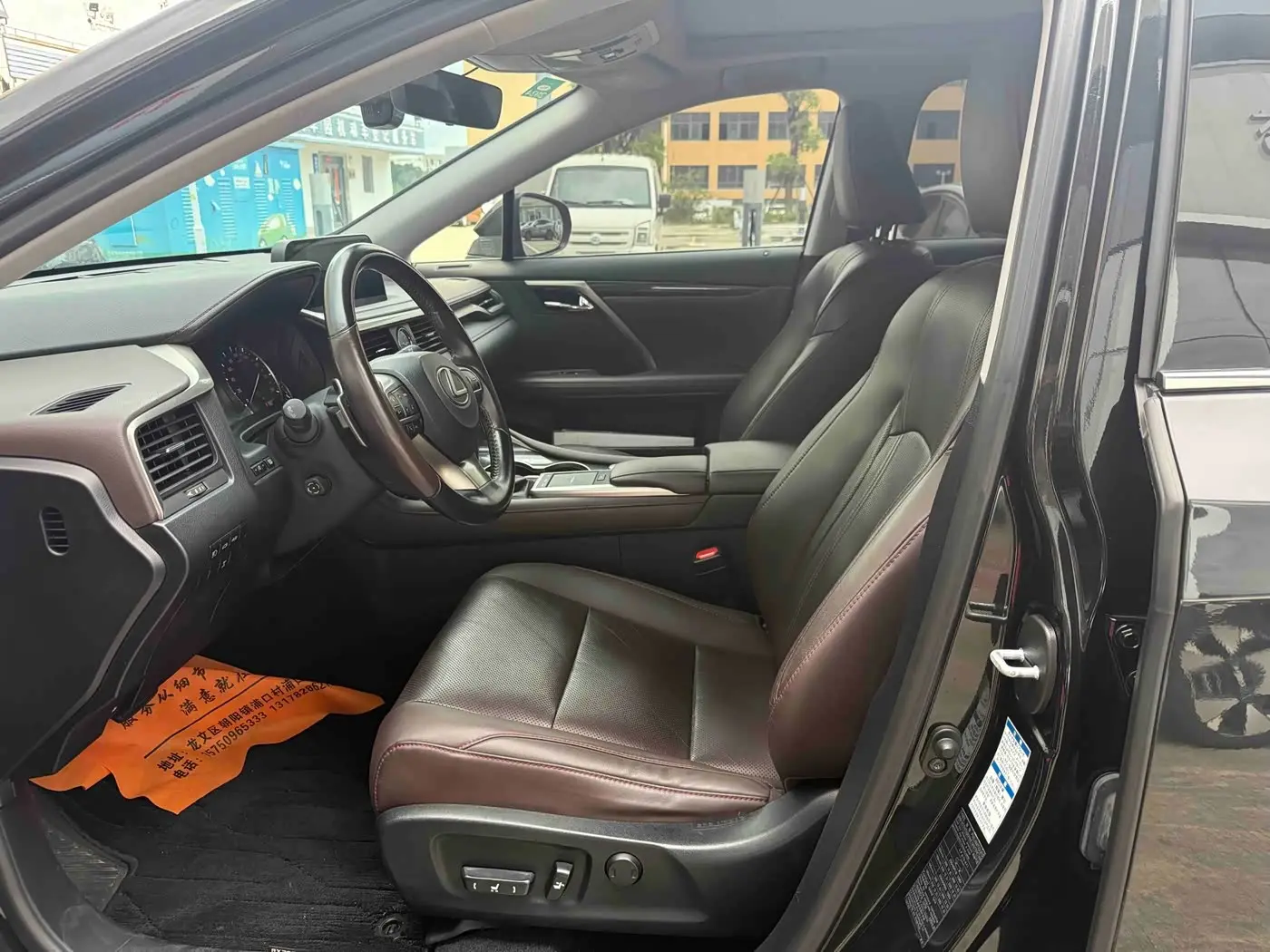 Lexus RX 2022 — Şəkil 4/9