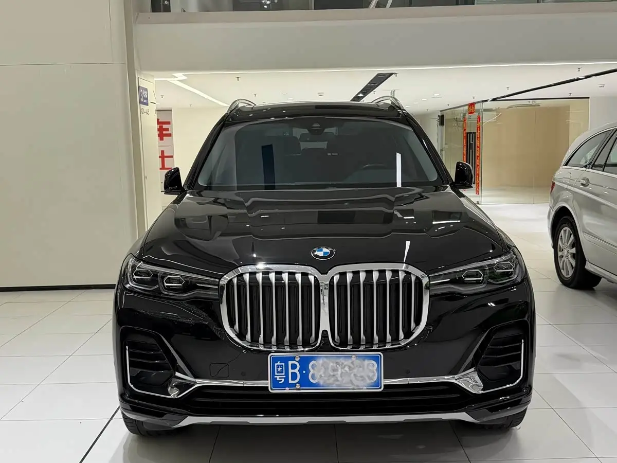 BMW X7 2022 — Şəkil 1/19